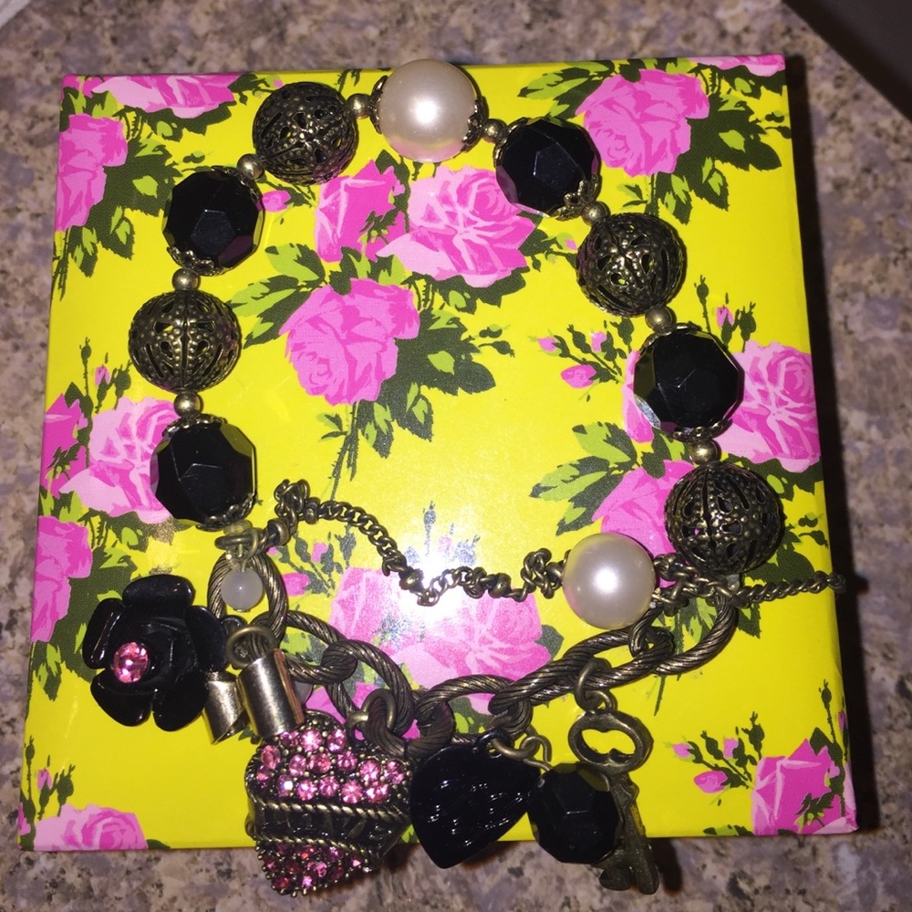 Betsey bracelet