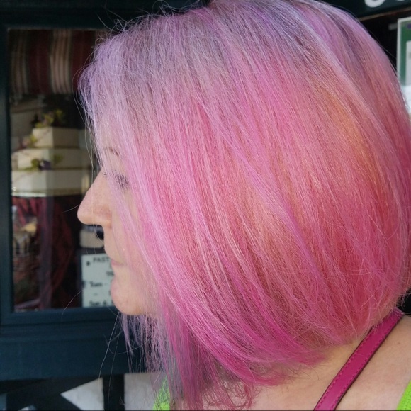 Meet your Posher, Heather - Picture 4 of 6