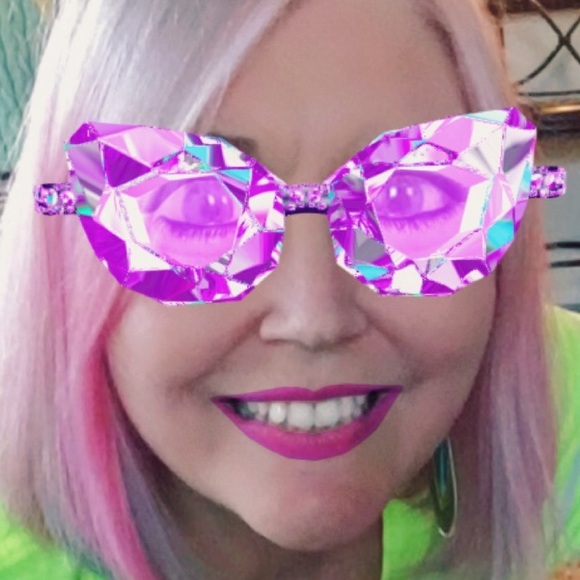 Meet your Posher, Heather - Picture 3 of 6