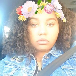 Meet your Posher, Alyssa