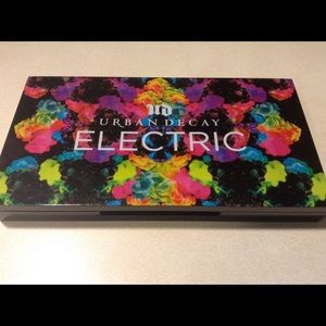 Urban Decay electric pigment palette bundle
