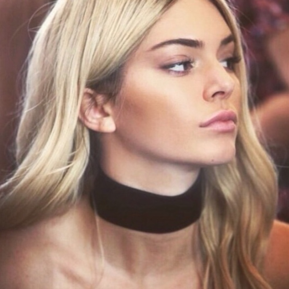 Thick Black Choker