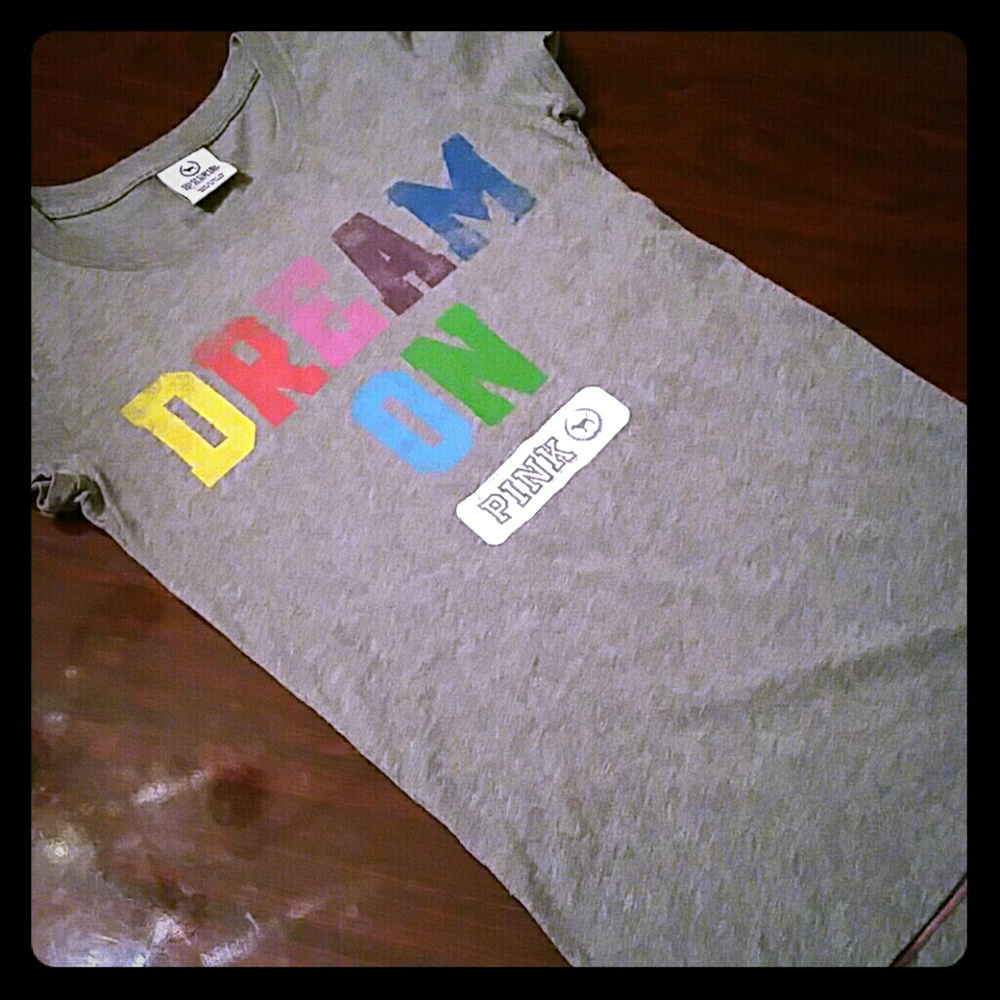 🌟HP🌟Victoria's Secret, PINK graphic t-shirt.