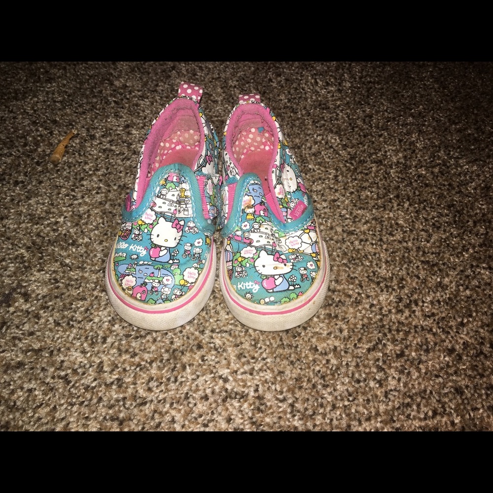 Hello kitty vans - Picture 2 of 4