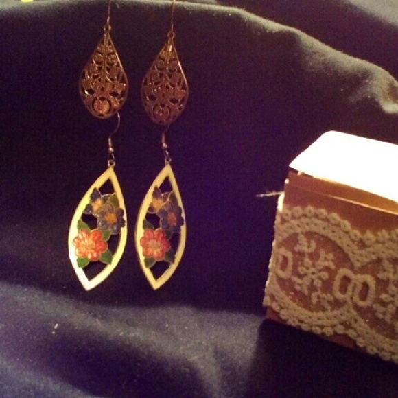 Earrings - Picture 2 of 2