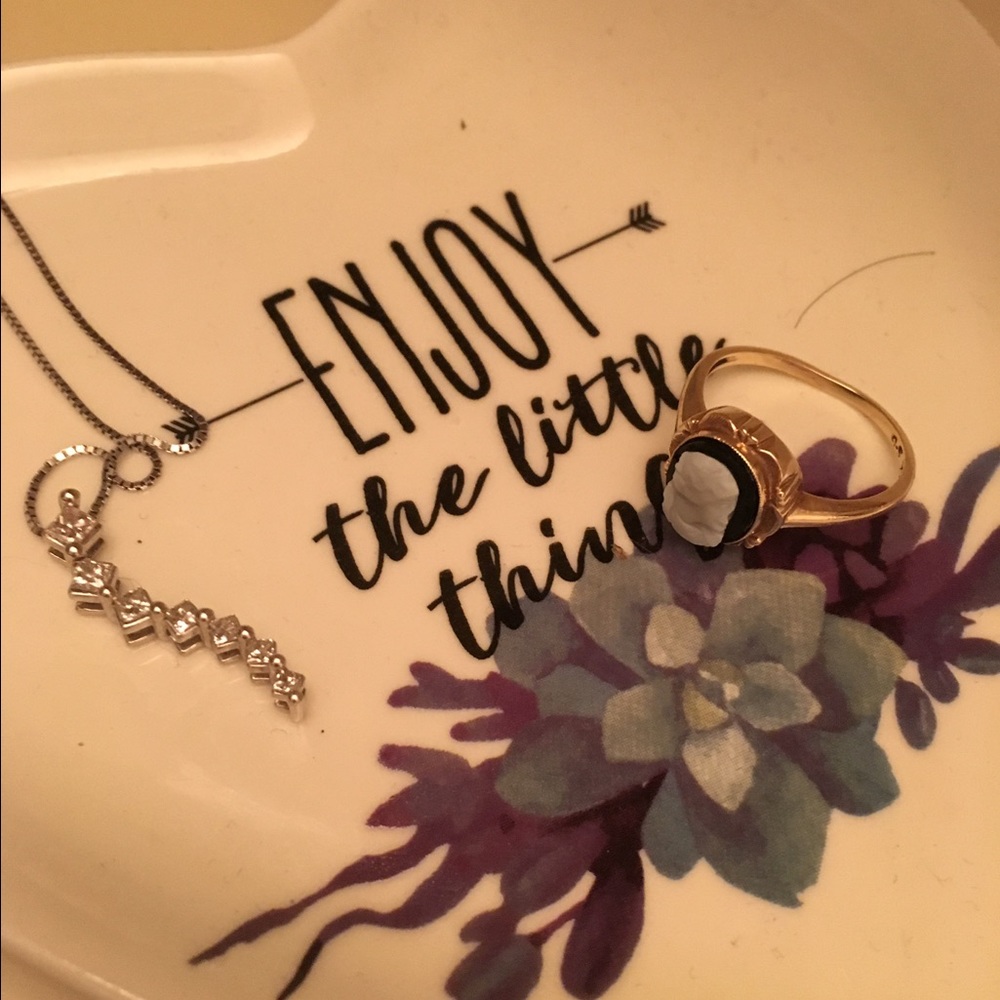 Meet your Posher, Francine