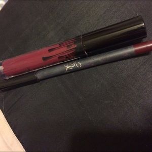 KYLIE COSMETICS LIPKIT IN KOURT K
