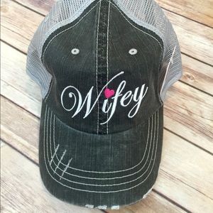 Katy Did trucker hat❤ Wifey