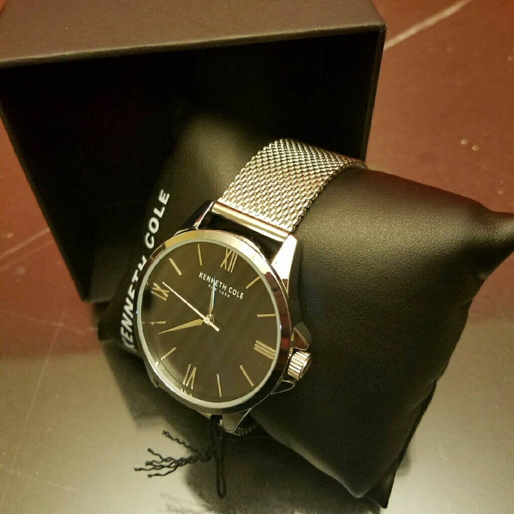 Kenneth Cole watch