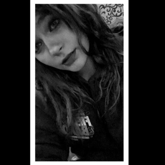 Meet your Posher, Abbie - Picture 1 of 1