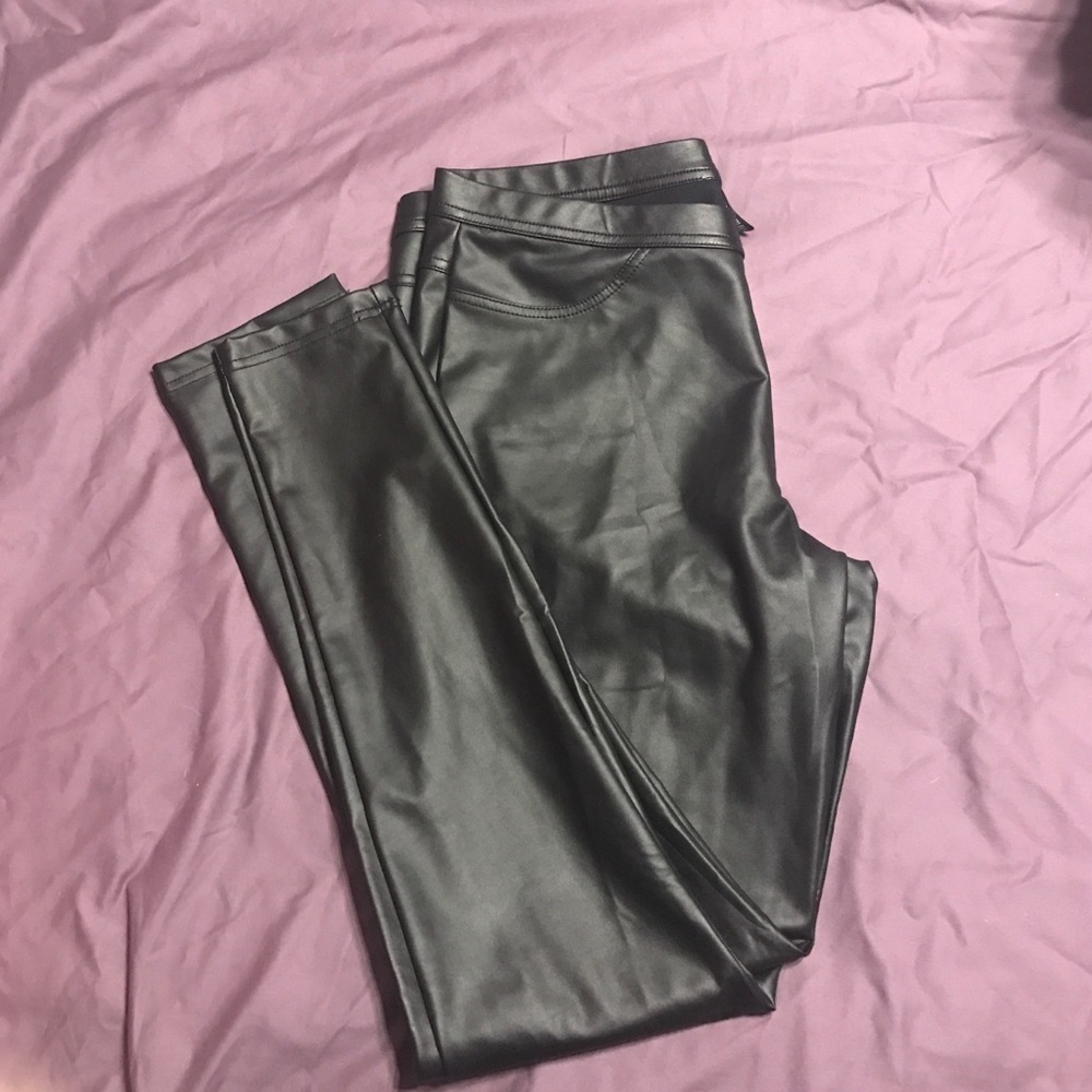 Hue leatherette faux leather leggings