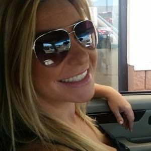 Meet your Posher, Charis