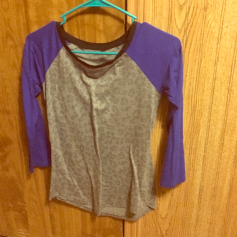 American eagle outfitters shirt
