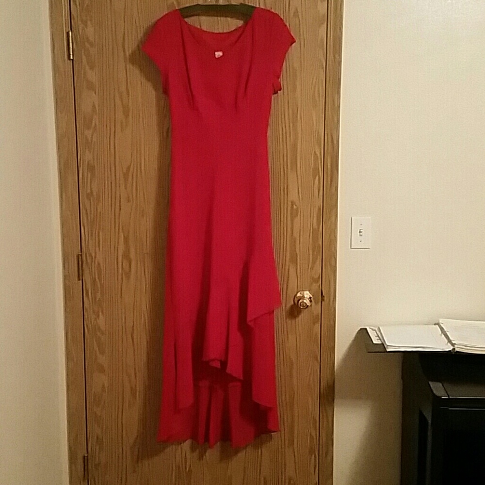 Gorgeous red dress with asymmetrical bottom