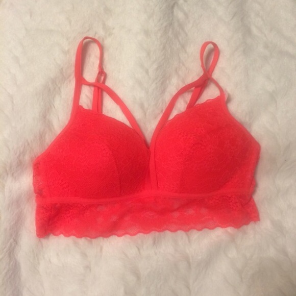 PINK Victoria's Secret Other - Victoria's Secret PINK Lightly Lined Bralette
