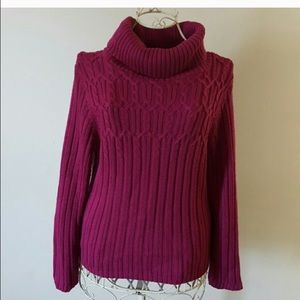 Ann Taylor  xl sweater in raspberry cable knit