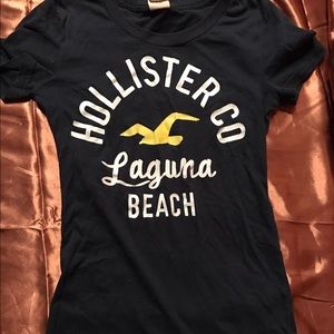 Hollister t-shirt