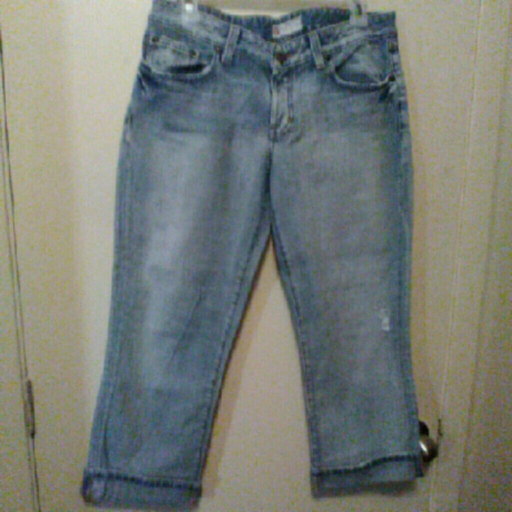 BKE Capri's
