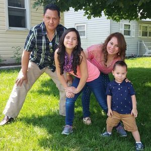 Meet your Posher, Amalia