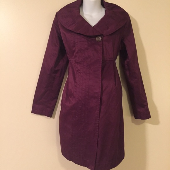 Liz Lange Jackets & Coats - Long maternity light trench coat medium Liz Lange Jackets & Coats - Long maternity light trench coat medium