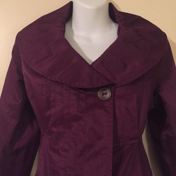 Liz Lange Jackets & Coats - Long maternity light trench coat medium Liz Lange Jackets & Coats - Long maternity light trench coat medium