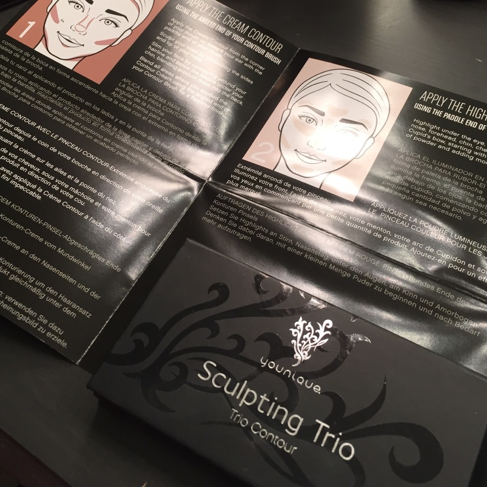 Younique Sculpting Trio Contour Kit in Light