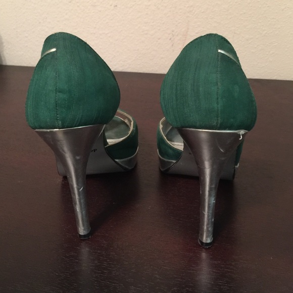 Pumps - Picture 3 of 3