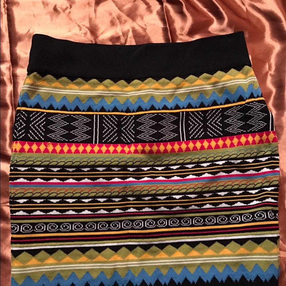 Aztec print skirt
