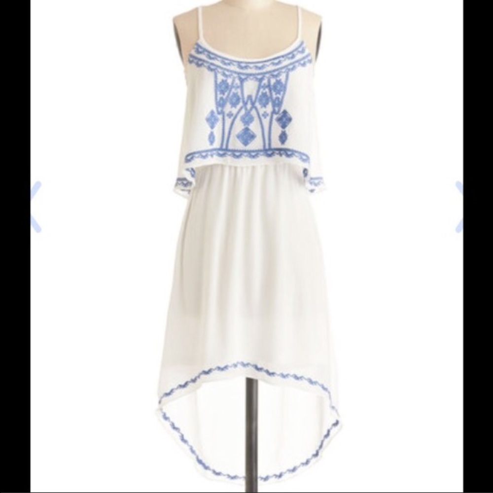 Embroidered high-low dress