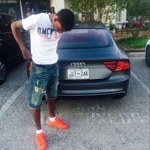 Meet your Posher, Kenneth