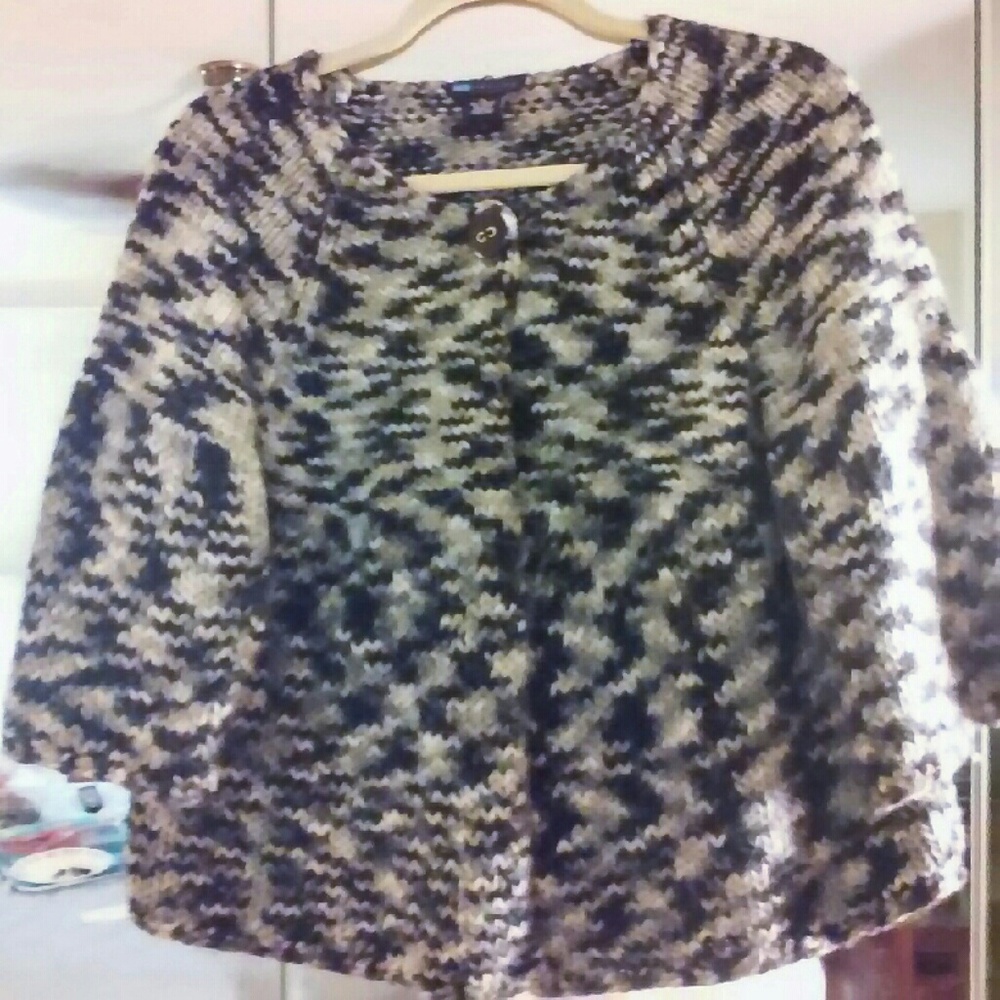 Relativity Black and Gray heavy knit sweater