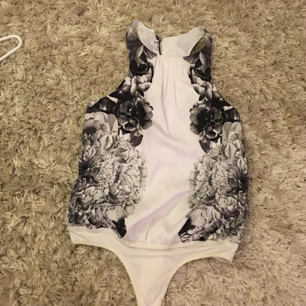 Bebe top - Picture 3 of 4