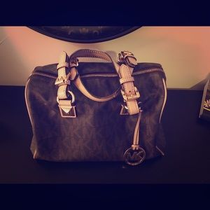 Michael Kors purse