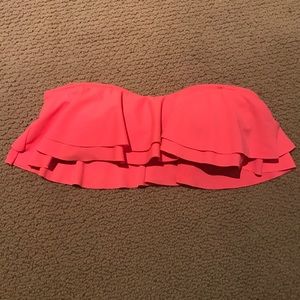 Coral flounce top