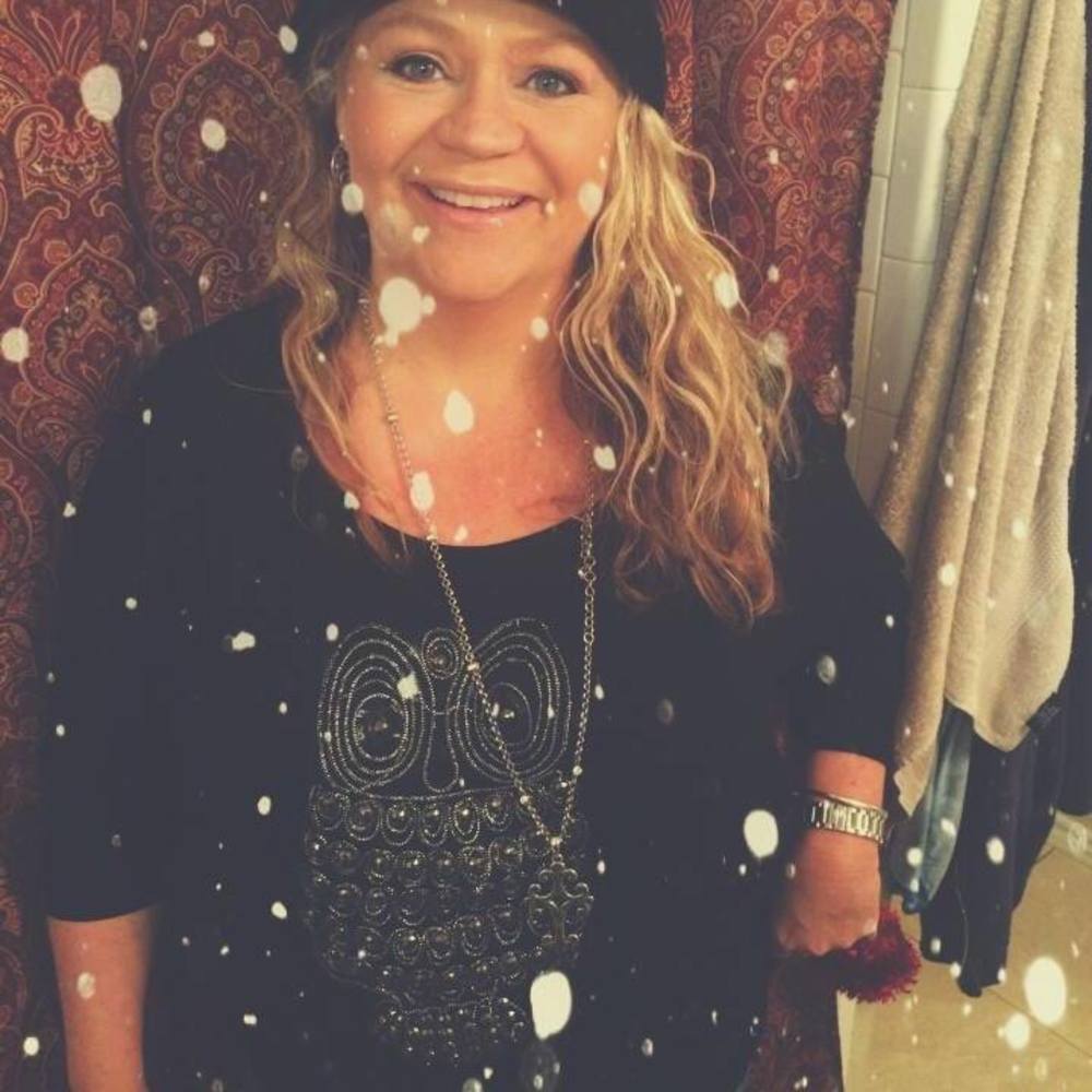 Meet your Posher, Kelly