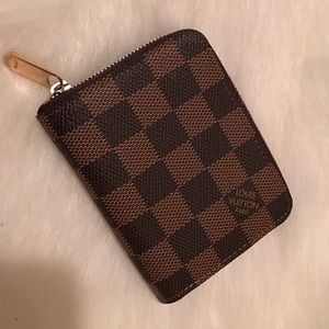 Louis Vuitton Zippy Coin Purse in Damier Ebene