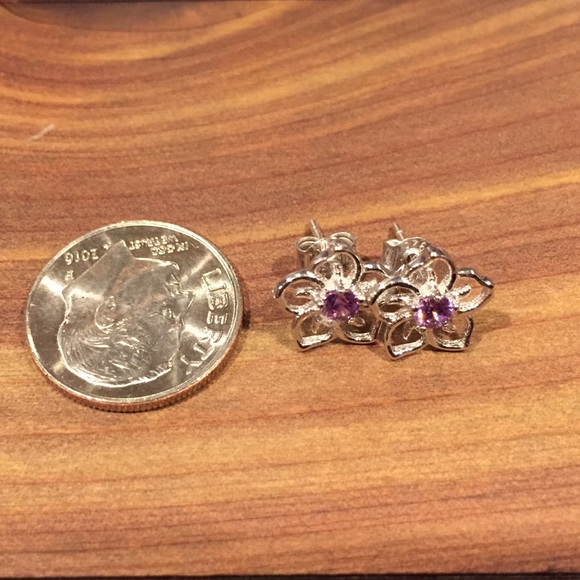 Sterling Silver & Amethyst Flower Earrings - Picture 3 of 4