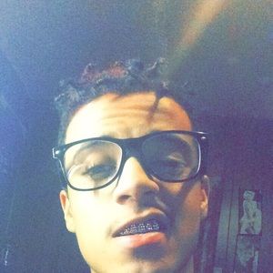 Meet your Posher, Tezz