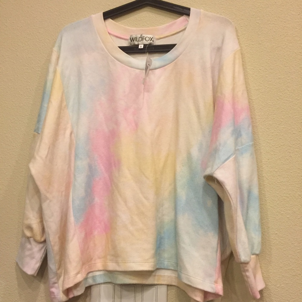 (Sold ) Wildfox 'nevada' sweater - Picture 1 of 3
