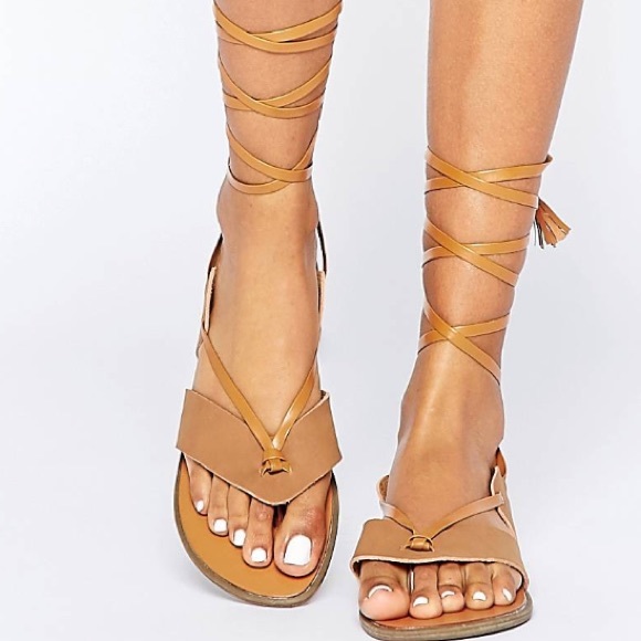 Shoes - ☀️SALE☀️NWT Tan Lace Up Ankle Sandals