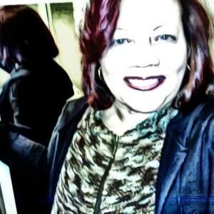 Meet your Posher, Cynthia