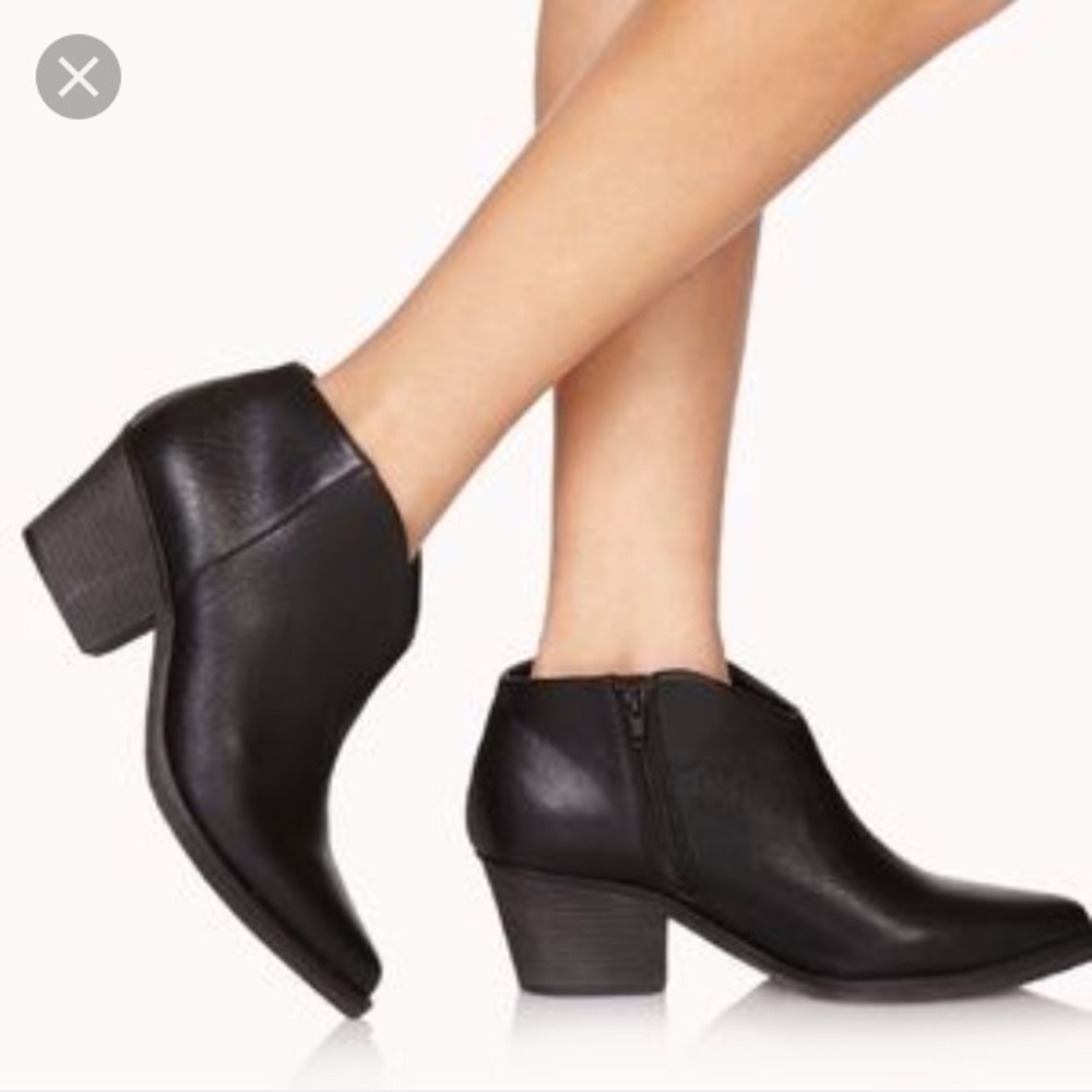 Western Ways Booties In Black