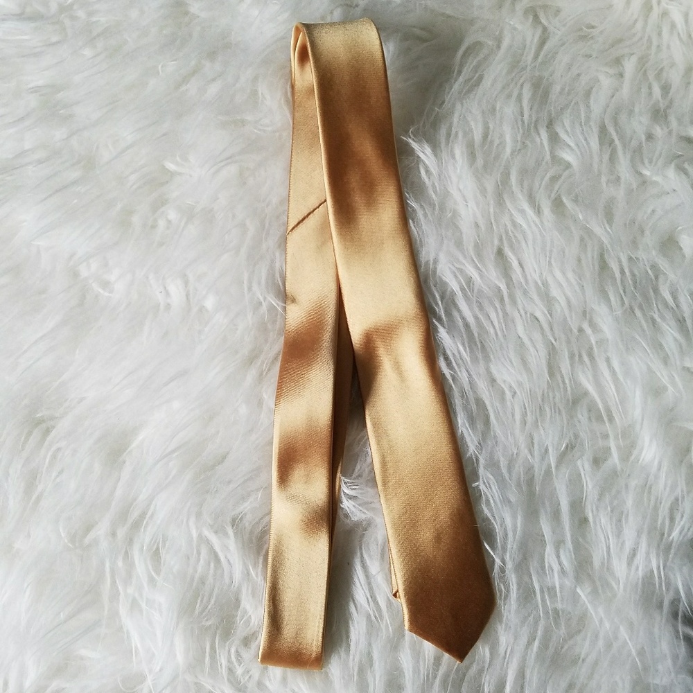 Gold Tie