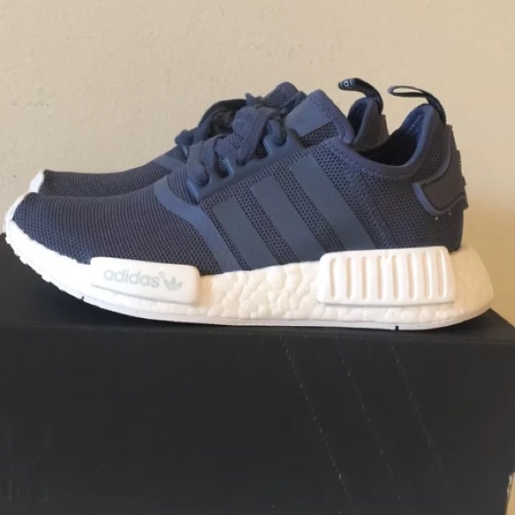 ❣️SALE❣️Rare Adidas NMD R1 tech ink blue - Picture 2 of 4