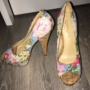Floral Pumps