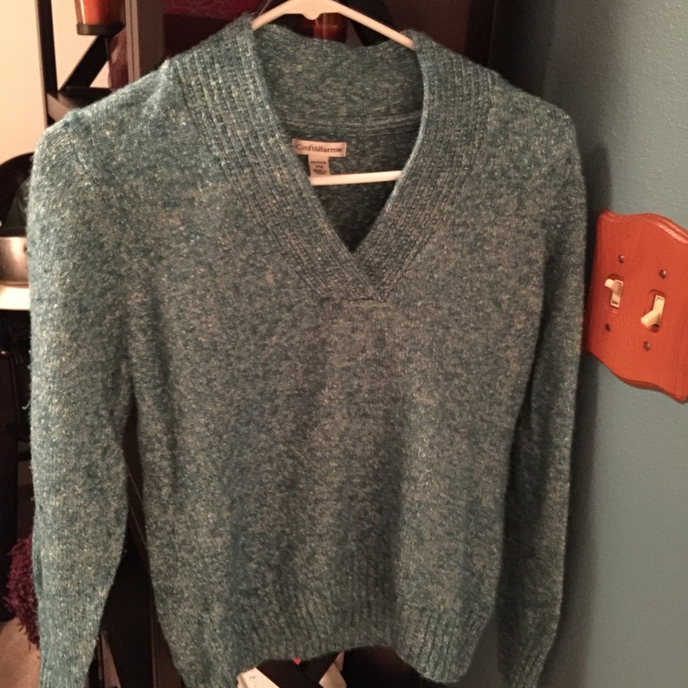 Croft & Barrow/Blue-white speckled sweater