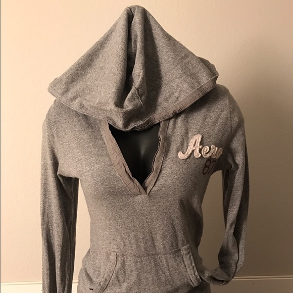 Gray long sleeve with hood - Picture 3 of 3