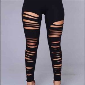 Ripped leggings