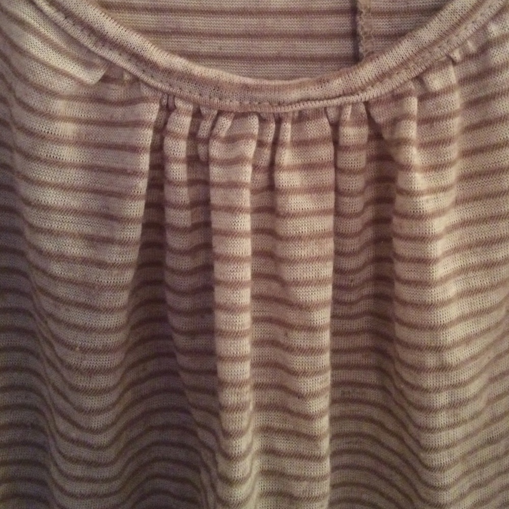 Striped Cold Shoulder Tee - Picture 4 of 4
