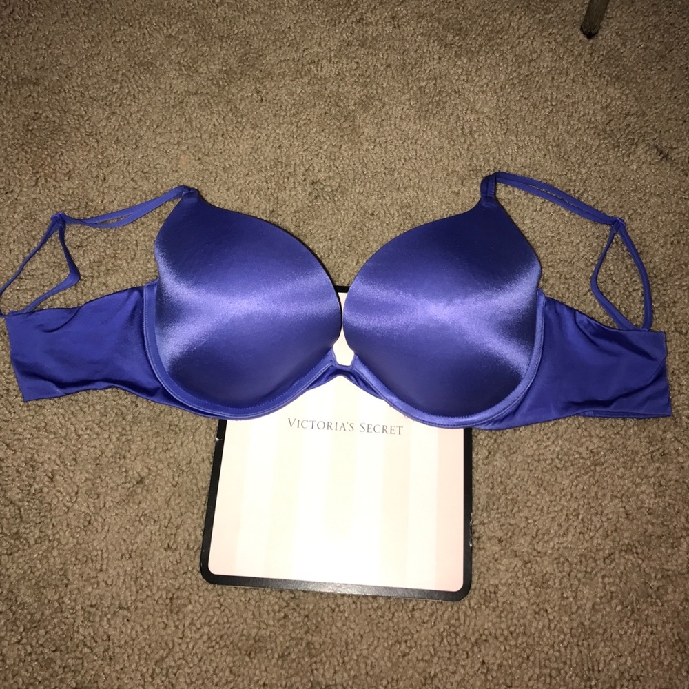 VS very sexy bra